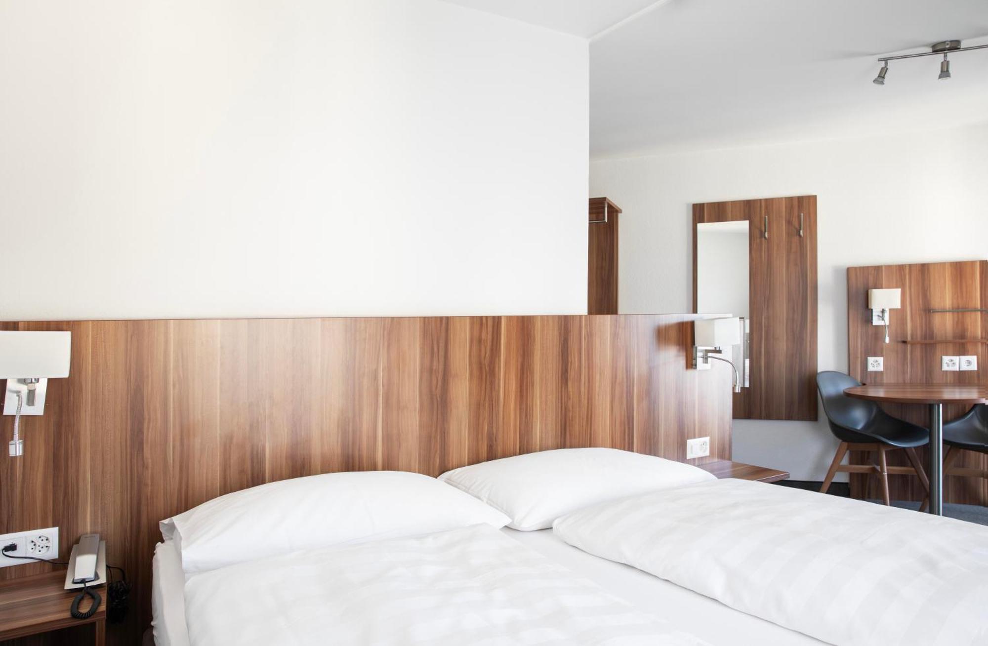 Hotel Resslirytti Базел Екстериор снимка